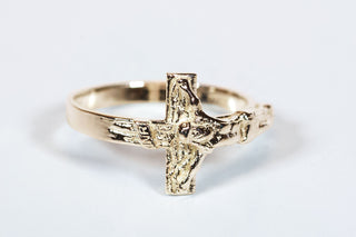 14kt Gold Crucifix Ring
