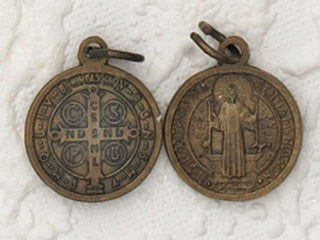 25-Pack - 1/2 Inch St Benedict Bronze Pendant
