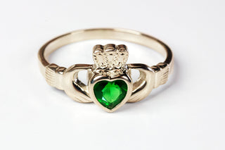 14kt Gold Claddagh Ring with Emerald Glass Accent