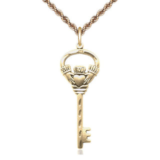 14kt Gold Key w/Claddagh Medal
