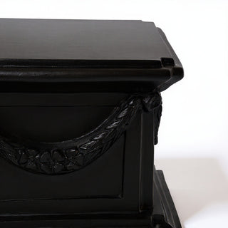 Alessa B Pedestal — Flat Black finish