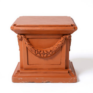 Alessa B Pedestal — Metro finish