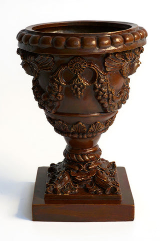 Robbia Angel Planter - 24-inch — Bronze finish