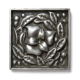 Carnation Remnant with Frame Wall Plaque - 15.75-inch — Antique Silver finish