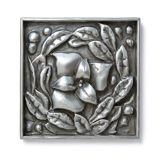 Carnation Remnant with Frame Wall Plaque - 15.75-inch — Silver finish