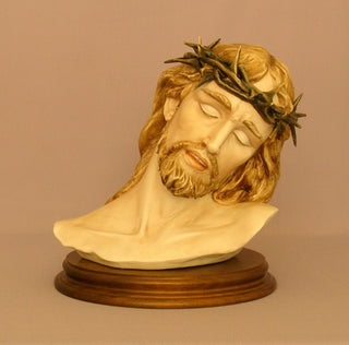 Ecce Homo - Suffering Christ In Capodimonte Porcelain 10"